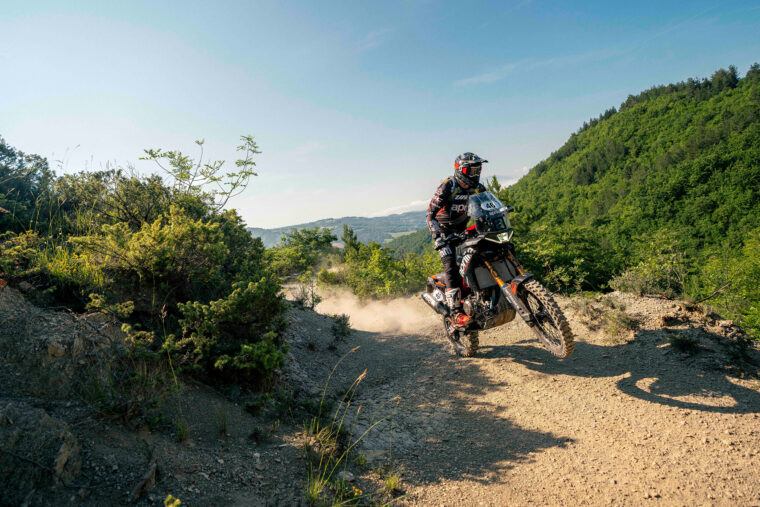 Aprilia-Tuareg-Test-Raids (5)