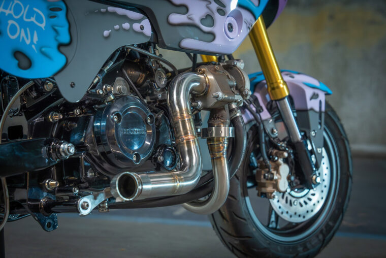 Honda-Grom-MSX125-Hold-On-9