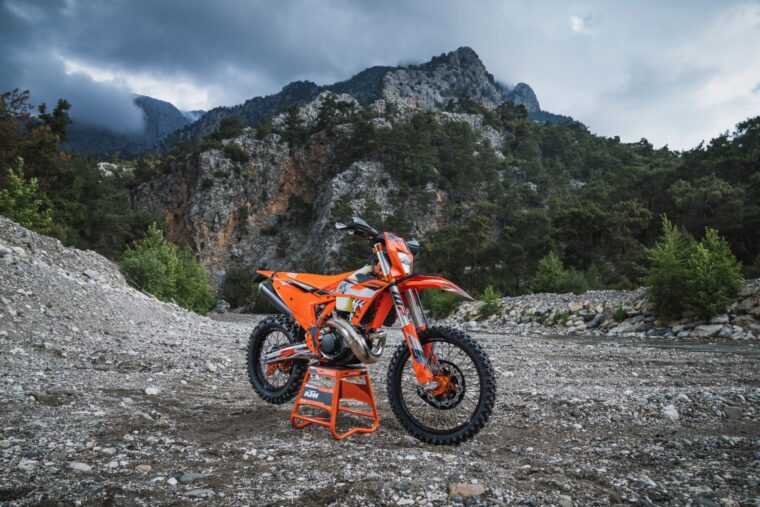 KTM-300-EXC-Hardenduro-2024-2
