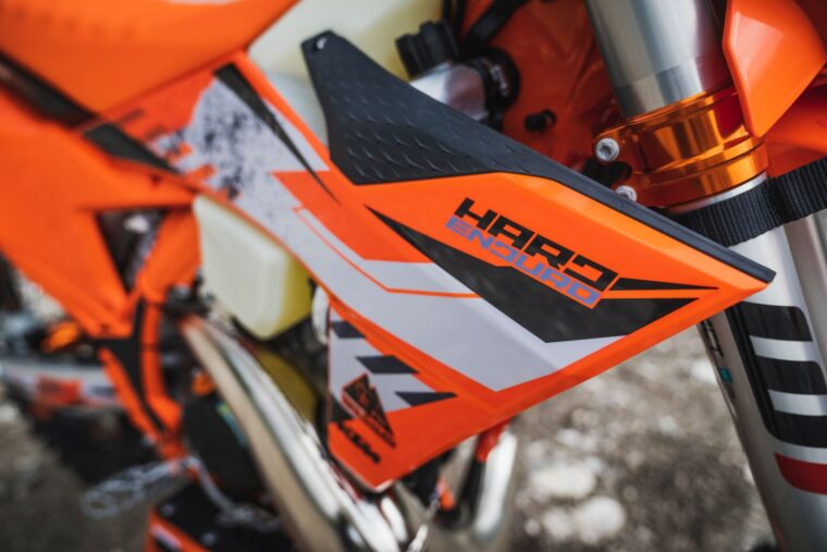 KTM-300-EXC-Hardenduro-2024-25