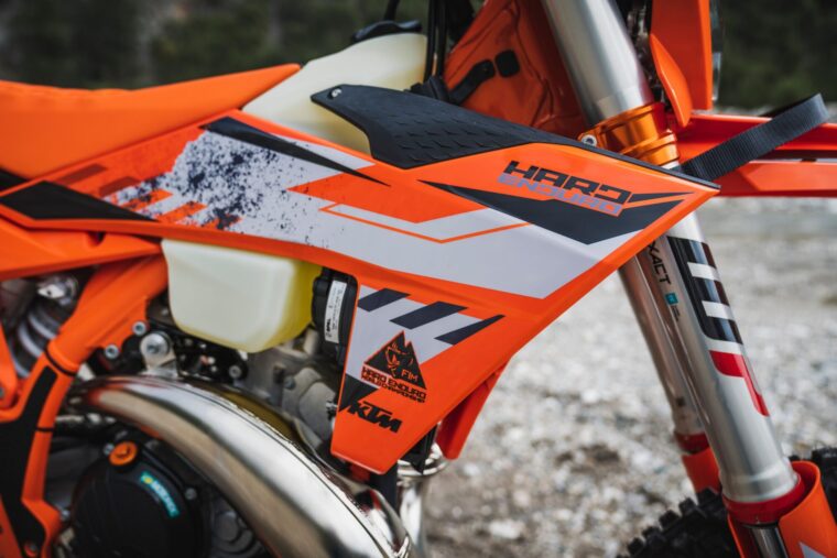 KTM-300-EXC-Hardenduro-2024-26