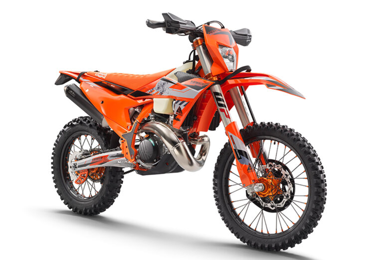 KTM-300-EXC-Hardenduro-2024-estudio1