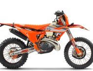 KTM 300 EXC Hardenduro 2024 estudio4