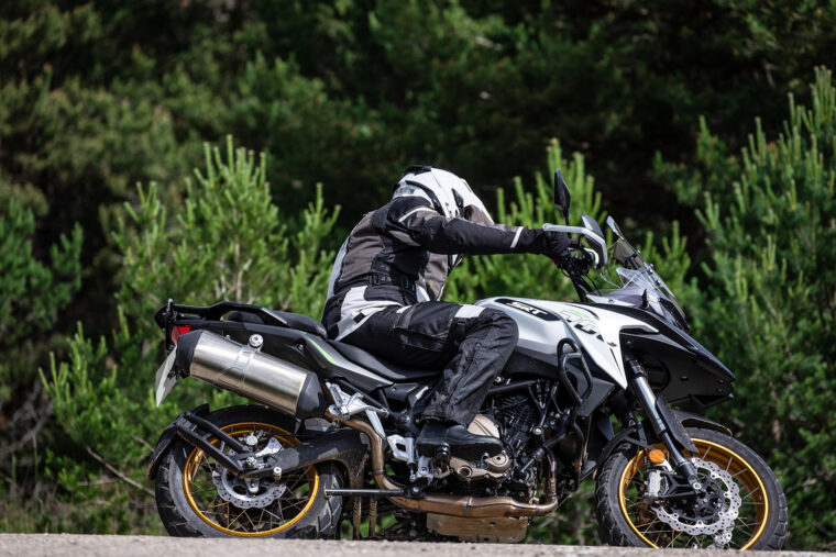 QJMOTOR-SRT-700X-2023 - 31