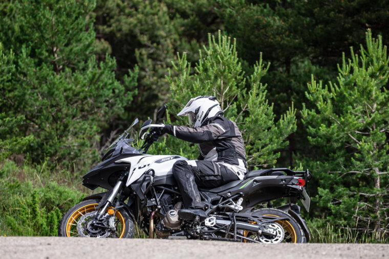 QJMOTOR-SRT-700X-2023 - 32