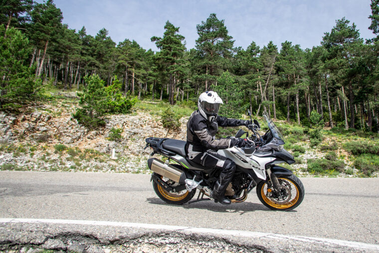 QJMOTOR-SRT-700X-2023 - 33