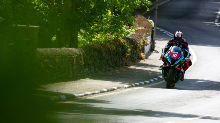 iomtt-2023-superstock-race-1 (2)