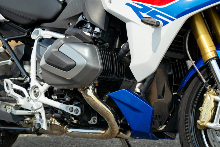 BMW-R1250RS-2023-comparativa-detalles-2