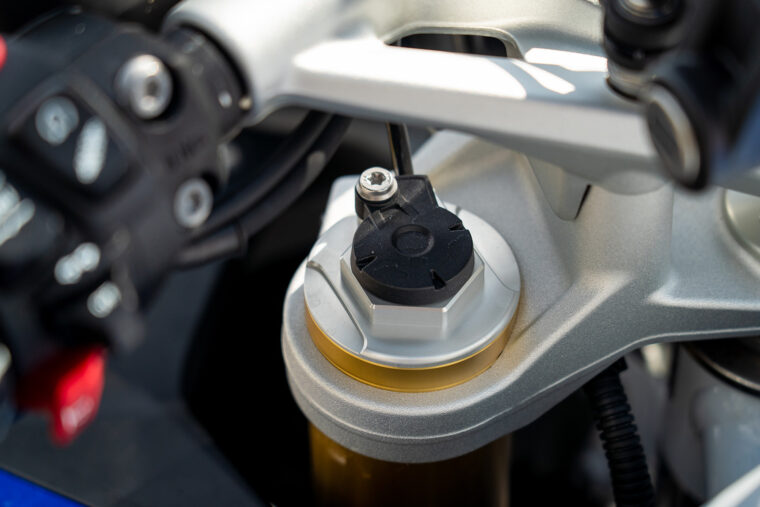 BMW-R1250RS-2023-comparativa-detalles-6