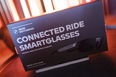 BMW connected ride smartglasses 9