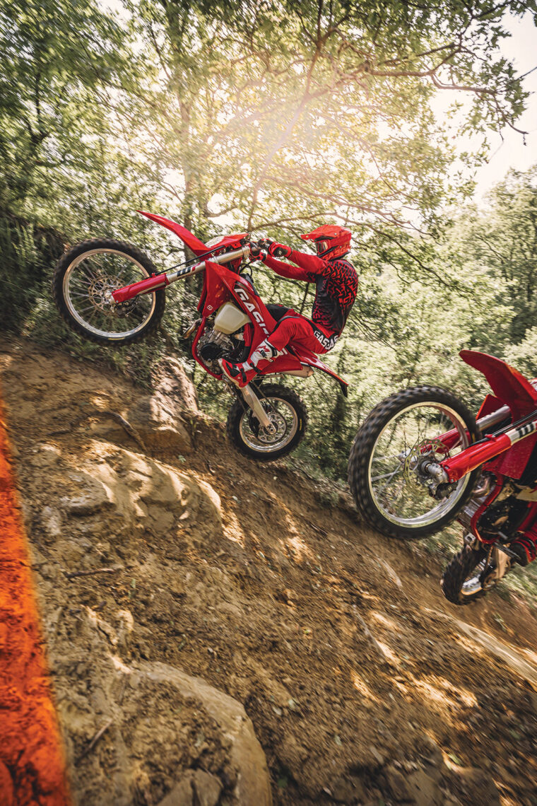 GasGas-EC-350F-450F-500F-2024-14