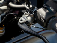 BMW R 1250 RS vs Moto Guzzi V100 Mandello S: Prueba comparativa 63 Moto Guzzi V100 Mandello 2023 comparativa detalles 7