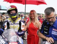 Tito Rabat logra dos décimos puestos en su reaparición en el British Superbike 19 Tito Rabat British Superbike (2)
