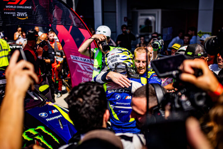 Valentino-Rossi-victoria-Misano-Fanatec-GT-World-Challenge-Europe (7)