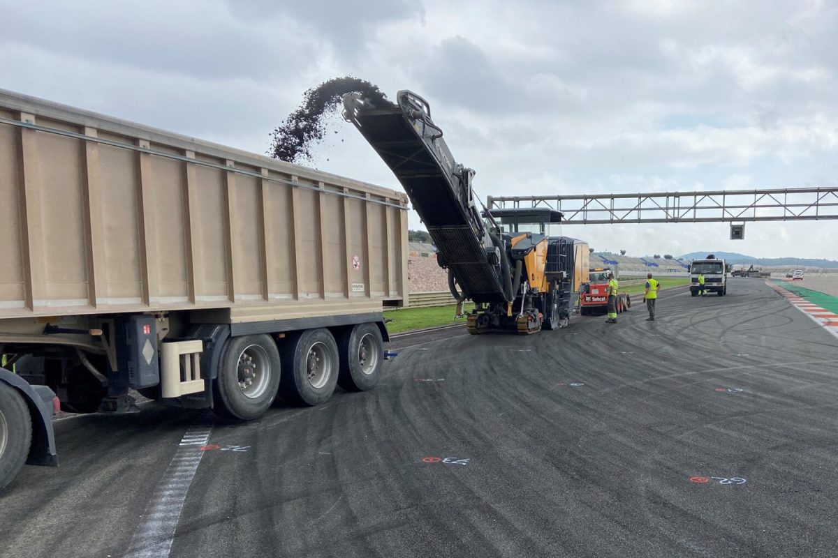 El Circuit Ricardo Tormo inicia las obras de su segundo reasfaltado 3 circuit ricardo tormo reasfaltado 2