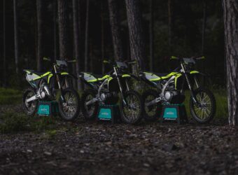 Fantic Black Edition enduro 2024 ambiente1