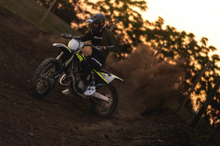 Fantic-Black-Edition-motocross-2024-1