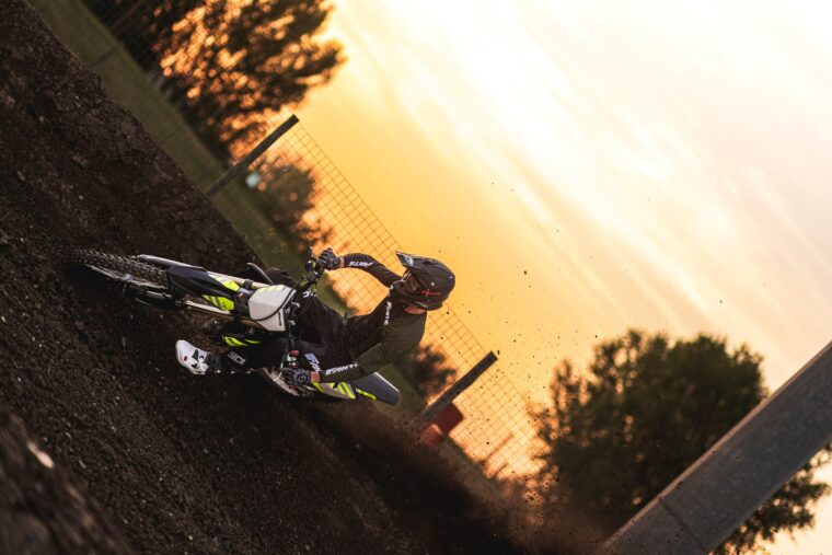 Fantic-Black-Edition-motocross-2024-3