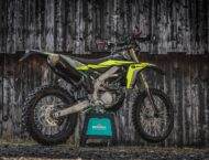 Fantic XEF 250 Black Edition 2024 ambiente11