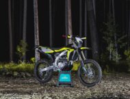 Fantic XEF 250 Black Edition 2024 ambiente13