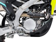 Fantic XEF 250 Black Edition 2024 estudio6