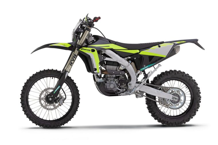 Fantic-XEF-450-Black-Edition-2024-estudio10