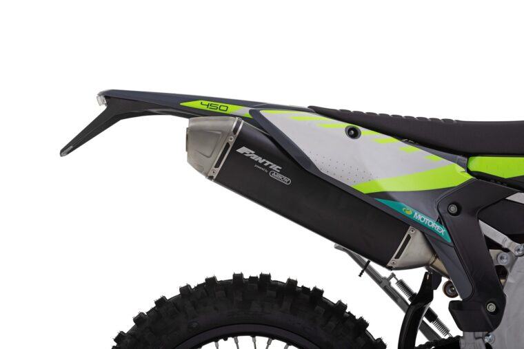 Fantic-XEF-450-Black-Edition-2024-estudio3