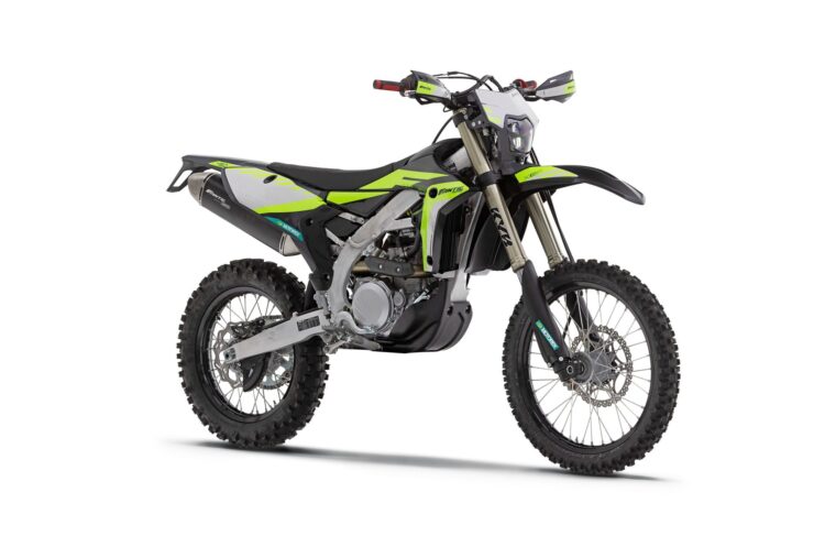 Fantic-XEF-450-Black-Edition-2024-estudio9