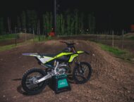 Fantic XX 125 Black Edition 2024 ambiente16