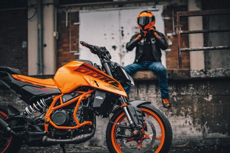 KTM-390-Duke-2024-11