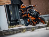 KTM 390 Duke 2024 13 KTM 390 Duke 2024 33