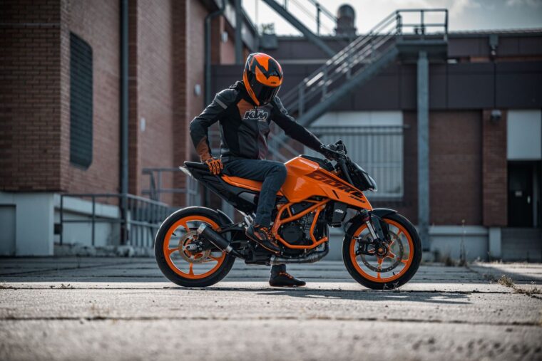 KTM-390-Duke-2024-39