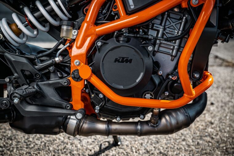 KTM-390-Duke-2024-46