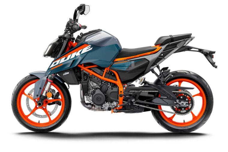 KTM-390-Duke-2024-49