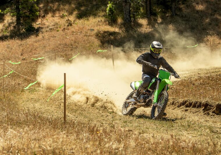 Kawasaki-KX250X-2024-4