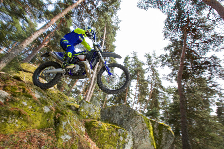 Sherco-250-300-SE-Factory-2024-accion2