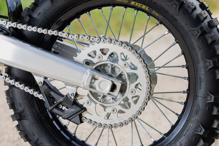 Sherco-250-300-SE-Factory-2024-estaticas1