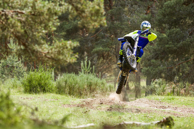 Sherco-250-300-SEF-Factory-2024-accion2
