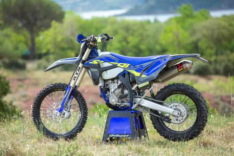 Sherco-250-300-SEF-Factory-2024-estaticas15