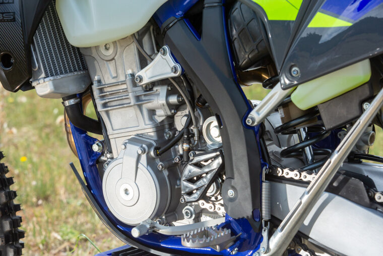 Sherco-450-500-SEF-Factory-2024-estaticas2