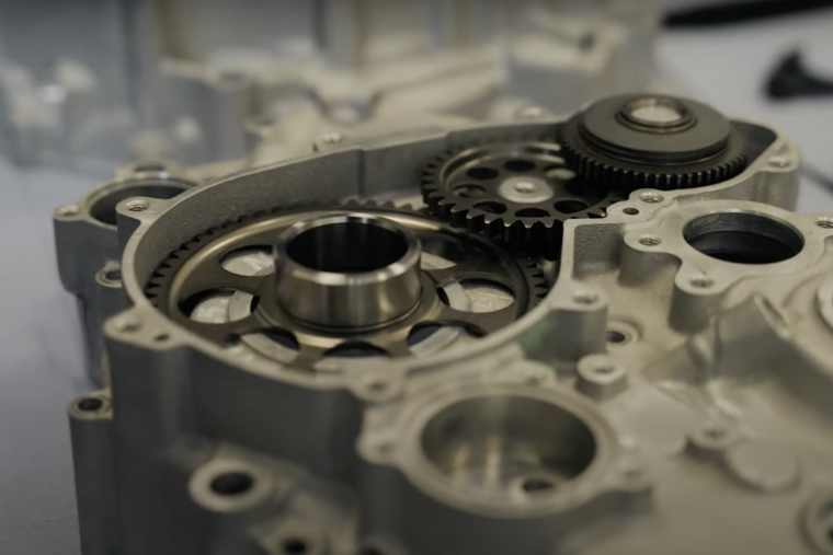 Triumph-Motor-Motocross-01