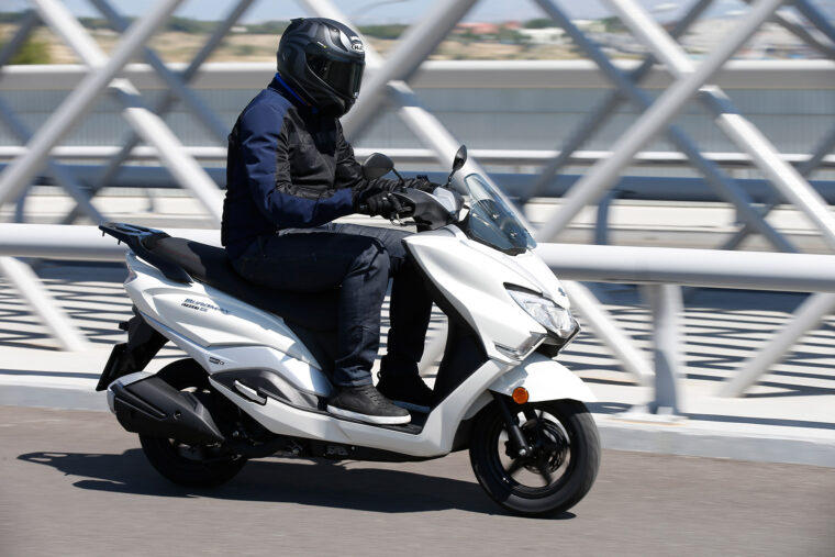 suzuki-gama-scooter-125-2023 - 4