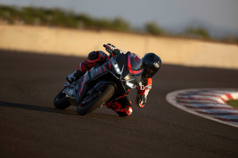 Aprilia-RS-457-2024-accion15