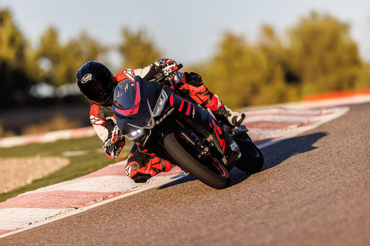 Aprilia-RS-457-2024-accion17