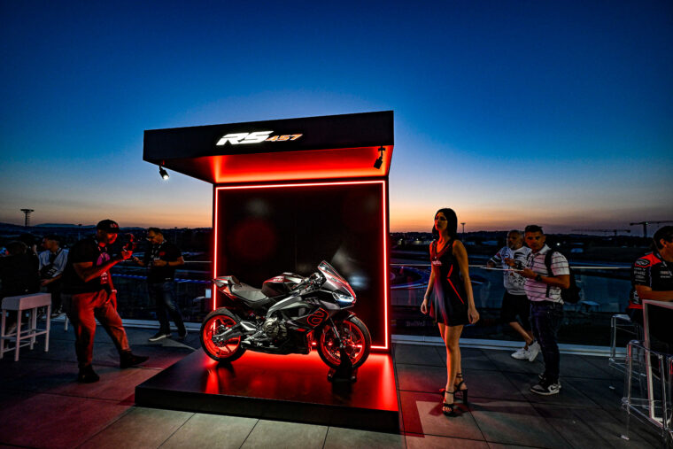 Aprilia-RS-457-2024-presentacion2
