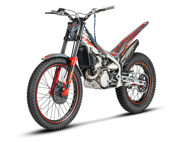 Beta-Evo-300-4T-2024-3