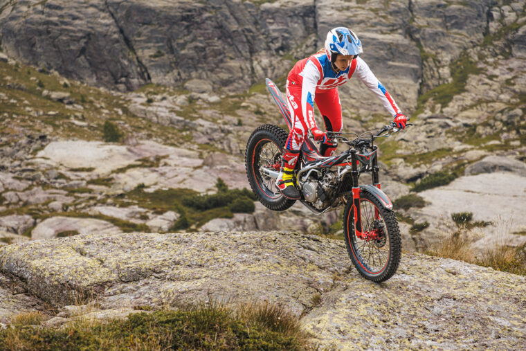 Beta Evo 300 4T 2024 accion5