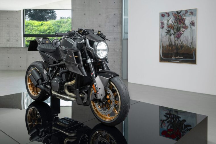 Brabus-1300-R-Masterpiece-108