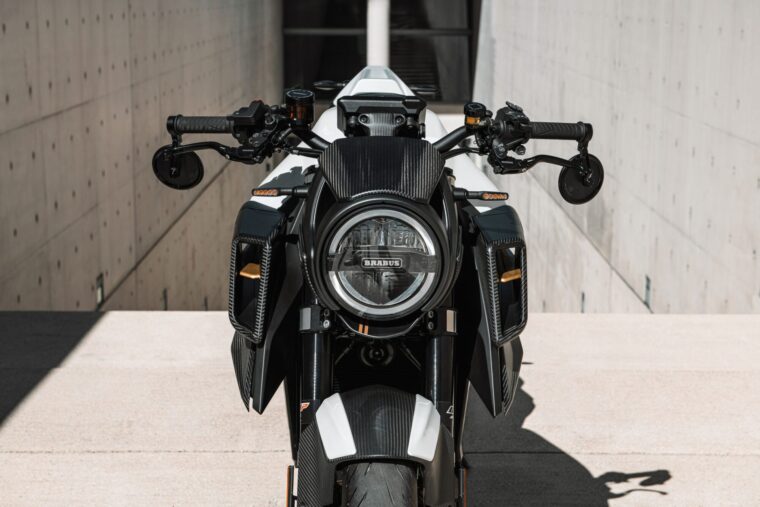 Brabus-1300-R-Masterpiece-120