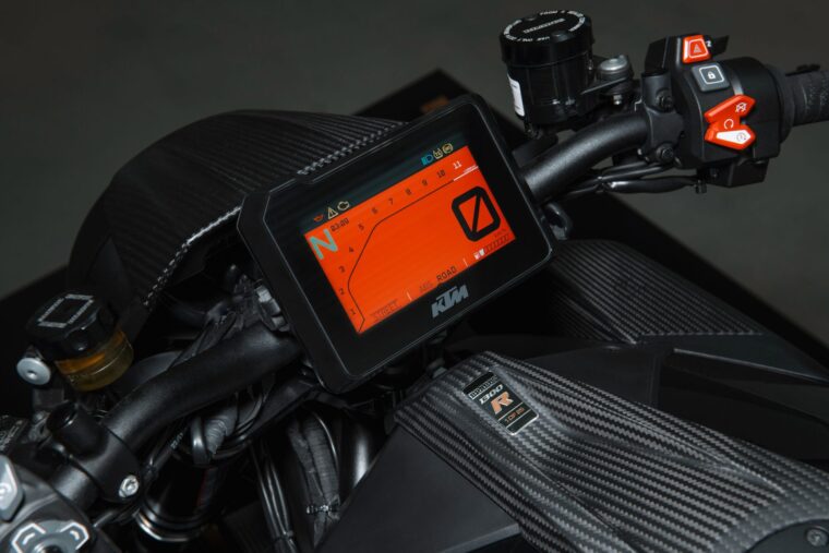 Brabus-1300-R-Masterpiece-129